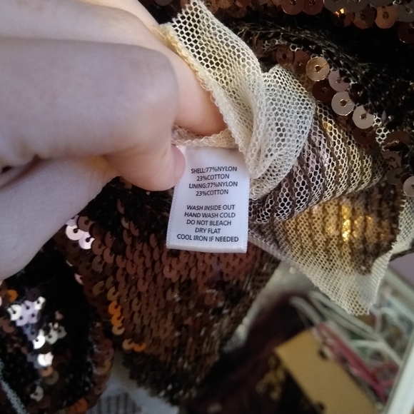 NWOT Ann Taylor Loft Brown and Tan Sequin Top - Size XS - Picture 8 of 8